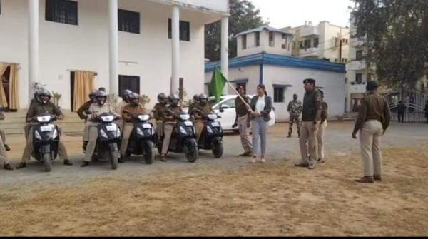 सरगुजा की सडक़ों पर अब महिला गश्ती दल संभालेंगी मोर्चा,
