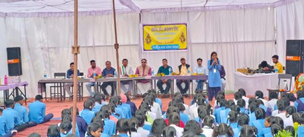 वीर नारायण सिंह शहादत दिवस पर छात्रावास में कार्यक्रम आयोजित