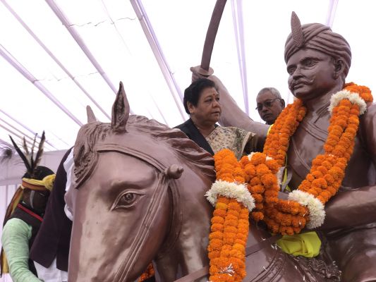 वीर मेले में शिरकत की राज्यपाल ने