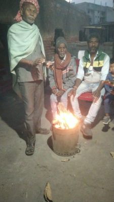 ठंड से बचाव के लिए राजधानी में अलाव जलाने लगे, गौकाष्ठ का होगा उपयोग