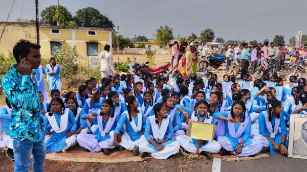पौने 3 सौ बच्चों के लिए 5 शिक्षक, मुख्य विषय की पढ़ाई ठप
