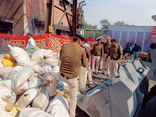 जब्त नशीली दवाइयों-गांजा का नष्टीकरण