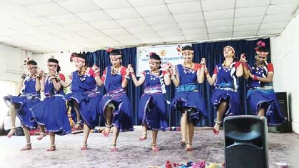 गुरूकुल कॉलेज में नृत्य स्पर्धा, ऐशा ग्रुप प्रथम, एनएसएस ग्रुप द्वितीय