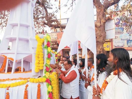 शोभायात्रा में शामिल हुए चंद्रशेखर