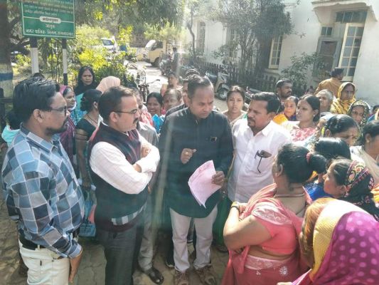 भाजपा पार्षद गगन ने 4 सूत्रीय मांगों पर आयुक्त को सौंपा ज्ञापन