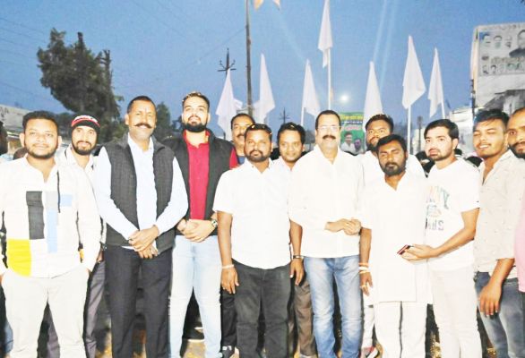 सतनाम संदेश देने निकाली भव्य शोभायात्रा