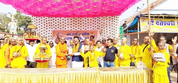 दिव्य हरिनाम संकीर्तन मंडल का कांग्रेसियों ने किया स्वागत