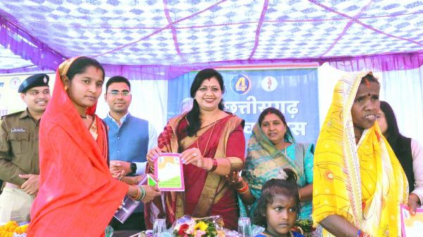 4 वर्ष गौरव का, विधायक ने किया जनता को समर्पित