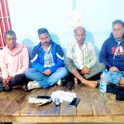 4 जुआरी गिरफ्तार