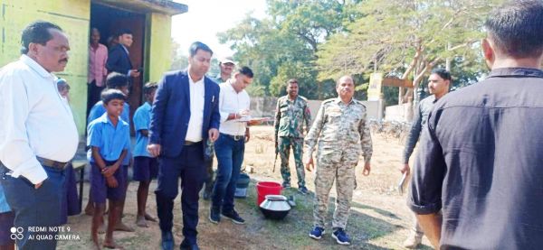 केशकाल व बड़ेराजपुर के स्कूलों का निरीक्षण