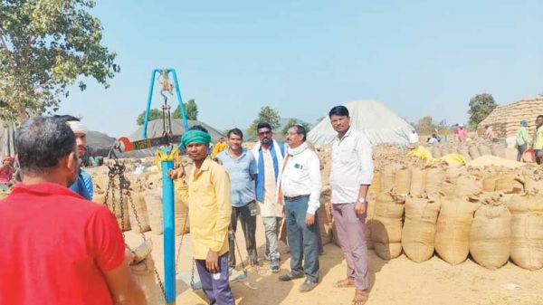  धान खरीदी केंद्र का निरीक्षण