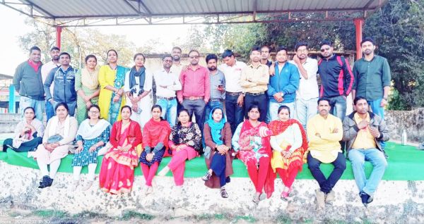 4 साल बाद भी विद्या मितानों की नहीं हुई मांग पूरी, आंदोलन की बनी रणनीति