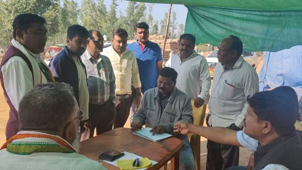 धान खरीदी केंद्रों का विधायक सन्तराम ने किया औचक निरीक्षण