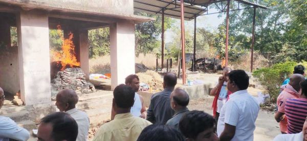 पिकनिक मनाने गए दो दोस्तों का एक साथ अंतिम संस्कार