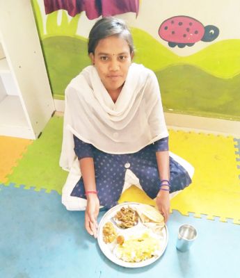 जिले में 2073 गंभीर कुपोषित बच्चे एवं 12103 महिलाएं हो रही लाभान्वित