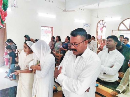 फादर-पास्टरों ने कहा प्रभु यीशु ही जीवन का सत्य