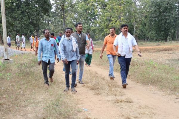 मातला पहुंचे विक्रम, पहली बार कोई विधायक यहां पहुंचा