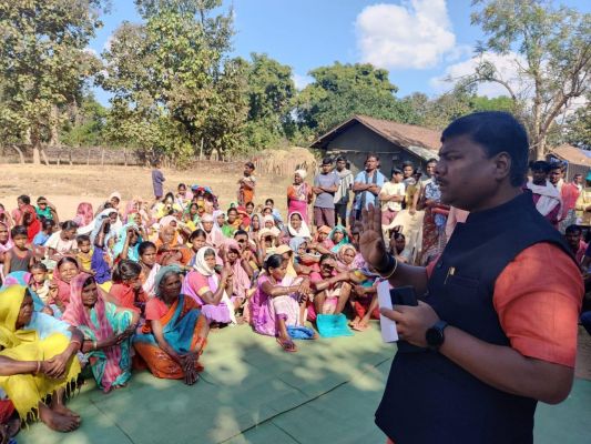 भूपेश सरकार की उदासीनता के कारण लोगों को आवास का नहीं मिल रहा लाभ -संतोष 