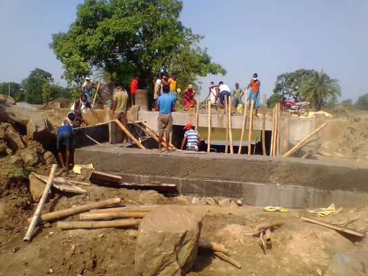 सुराजी ग्राम योजना के तहत नरवा विकास से हो रही किसानों को अतिरिक्त आय