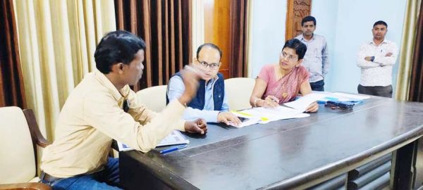 छत्तीसगढ़ राज्य पिछड़ा वर्ग आयोग के सचिव ने की सुनवाई