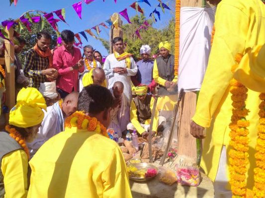 रामनगर गांव का सृजन करने वाले प्रथम पूर्वजों के याद में पूर्वज सम्मान दिवस, सैकड़ों जुटे