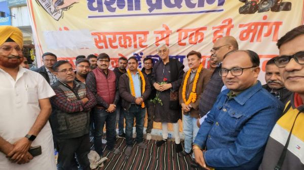 सिंहदेव की पहल पर पत्रकार आंदोलन स्थगित