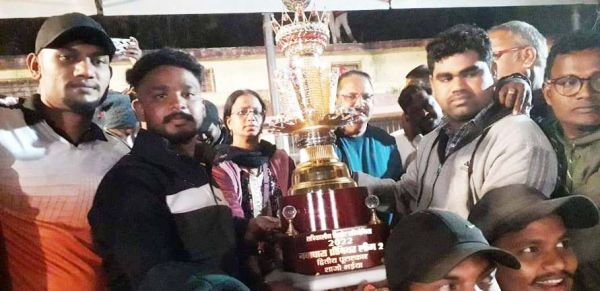 रात्रिकालीन क्रिकेट :  कोसरे इलेवन विजेता