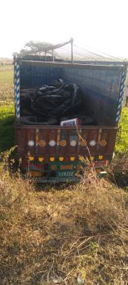 चौकीदार को बंधक बना लाखों के टायर 2 ट्रकों में भरकर फरार, उत्तराखंड के 2 बंदी