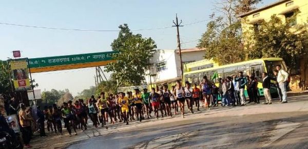 अंतर महाविद्यालयीन स्पर्धा, छात्र-छात्राओं ने बढ़-चढक़र लिया हिस्सा