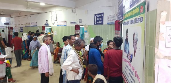 रात में ठंड, दिन में गर्मी से सर्दी, खांसी और बुखार के केस बढ़े