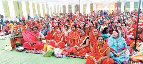 पतिव्रता नारी होती है सबको पवित्र व पापों को दूर करने वाली-गोस्वामी