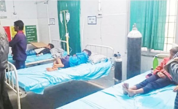 रतनजोत का बीज खाकर स्कूल के 11 बच्चे बीमार, भर्ती 
