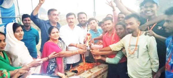 पढ़ाई ही नहीं, खेल से भी बनता है उज्जवल भविष्य