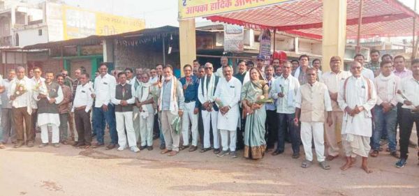 सभी धान खरीदी केंद्रों में धरम कांटा लगाया जाए - सभापति