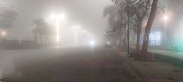 सरगुजा में घने कोहरा के साथ कड़ाके की ठंड, दृश्यता 5 से 10 मीटर तक सिमटी