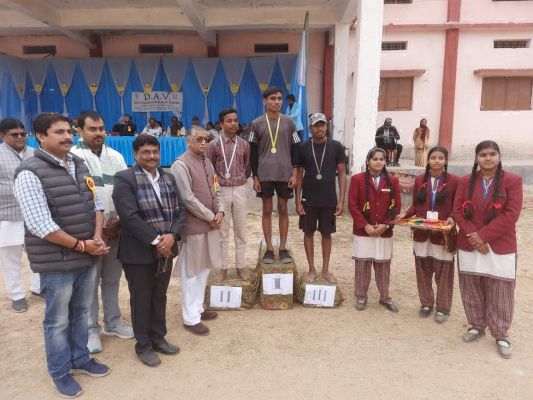 डीएवी मुख्यमंत्री पब्लिक स्कूल में वार्षिक खेल महोत्सव, विजेता पुरस्कृत