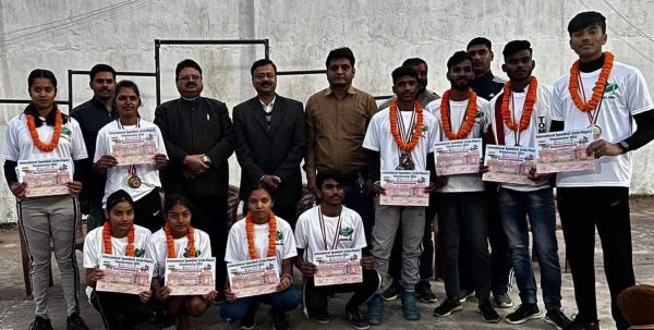 अंतरराष्ट्रीय स्पीड बॉल इंडो नेपाल चैम्पियनशिप में स्पर्श  और प्रिया को मिला गोल्ड