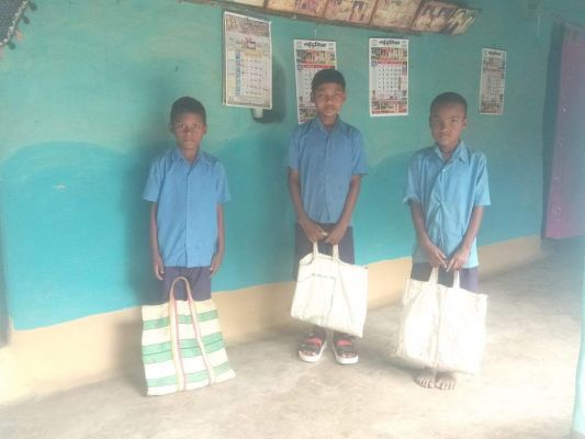 गट्टासिल्ली में धूमधाम के साथ मनाया छेरछेरा, बच्चों में गजब का उत्साह