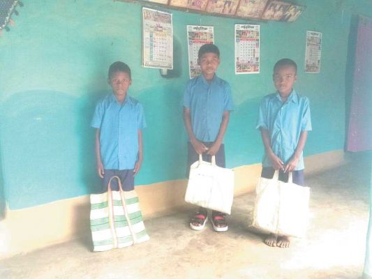 गट्टासिल्ली में धूमधाम के साथ मनाया छेरछेरा, बच्चों में गजब का उत्साह