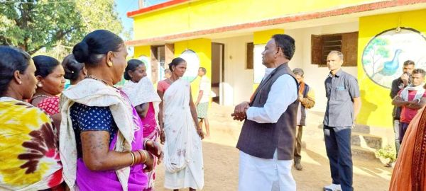 मरम्मत के नाम लाखों का भुगतान, महिमा बालक आश्रम में भ्रष्टाचार-लछुराम कश्यप