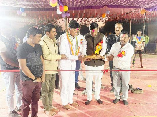 हिरमी में जिपं अध्यक्ष ने किया राज्य कबड्डी स्पर्धा का शुभारंभ