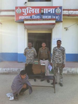 आइस फैक्ट्री में चोरी, आरोपी गिरफ्तार