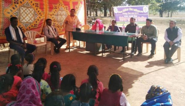 टिकरालोहंगा एवं घाटलोहंगा में विधिक साक्षरता जागरूकता शिविर