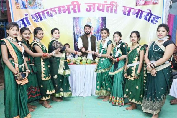 कड़ी मेहनत कर धरती को बनाते हैं हरा-भरा- छाबड़ा