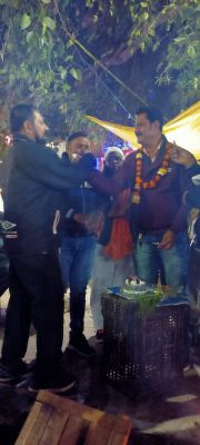 पेटी ग्रुप संग सोनी ने मनाया जन्मदिन