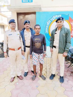 शराब कोचिया से 32 पौवा बरामद