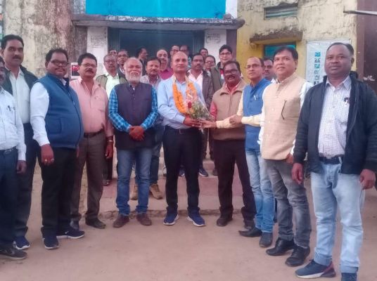 शिक्षकों ने नवनियुक्त बीईओ का किया स्वागत