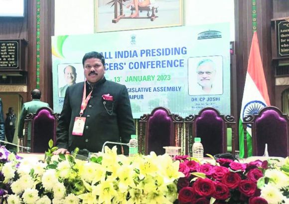 जयपुर में आयोजित पीठासीन अधिकारी सम्मेलन में शामिल हुए विस उपाध्यक्ष 
