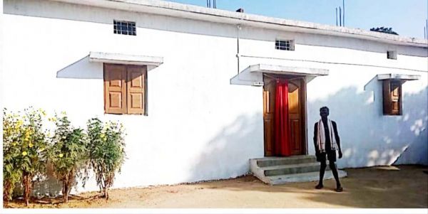 पीएम आवास योजना से अब्राहम का हुआ सपना साकार