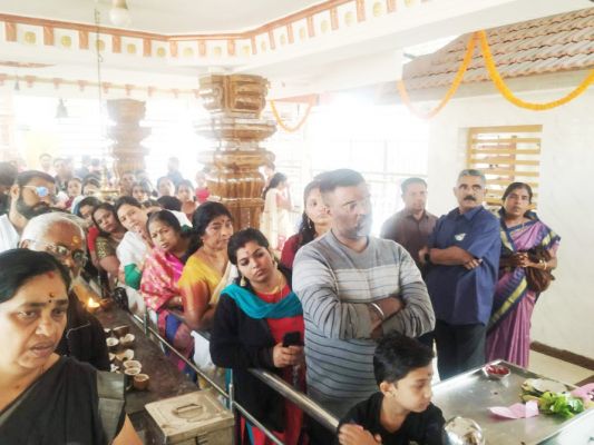 15 व्रतधारियों ने चढ़ी पवित्र सीढिय़ां